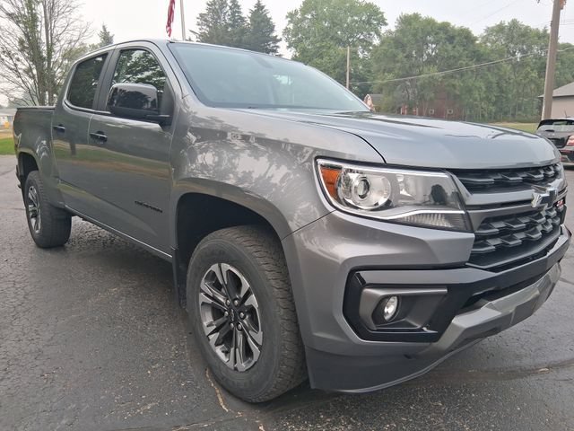 Used 2022 Chevrolet Colorado Z71 AWD/4WD image 6