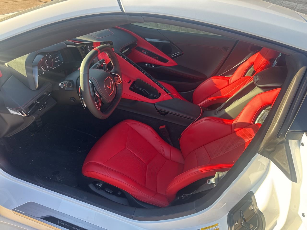 Used 2025 Chevrolet Corvette Stingray Preferred Cpe w/ Stealth Interior Trim Package image 9