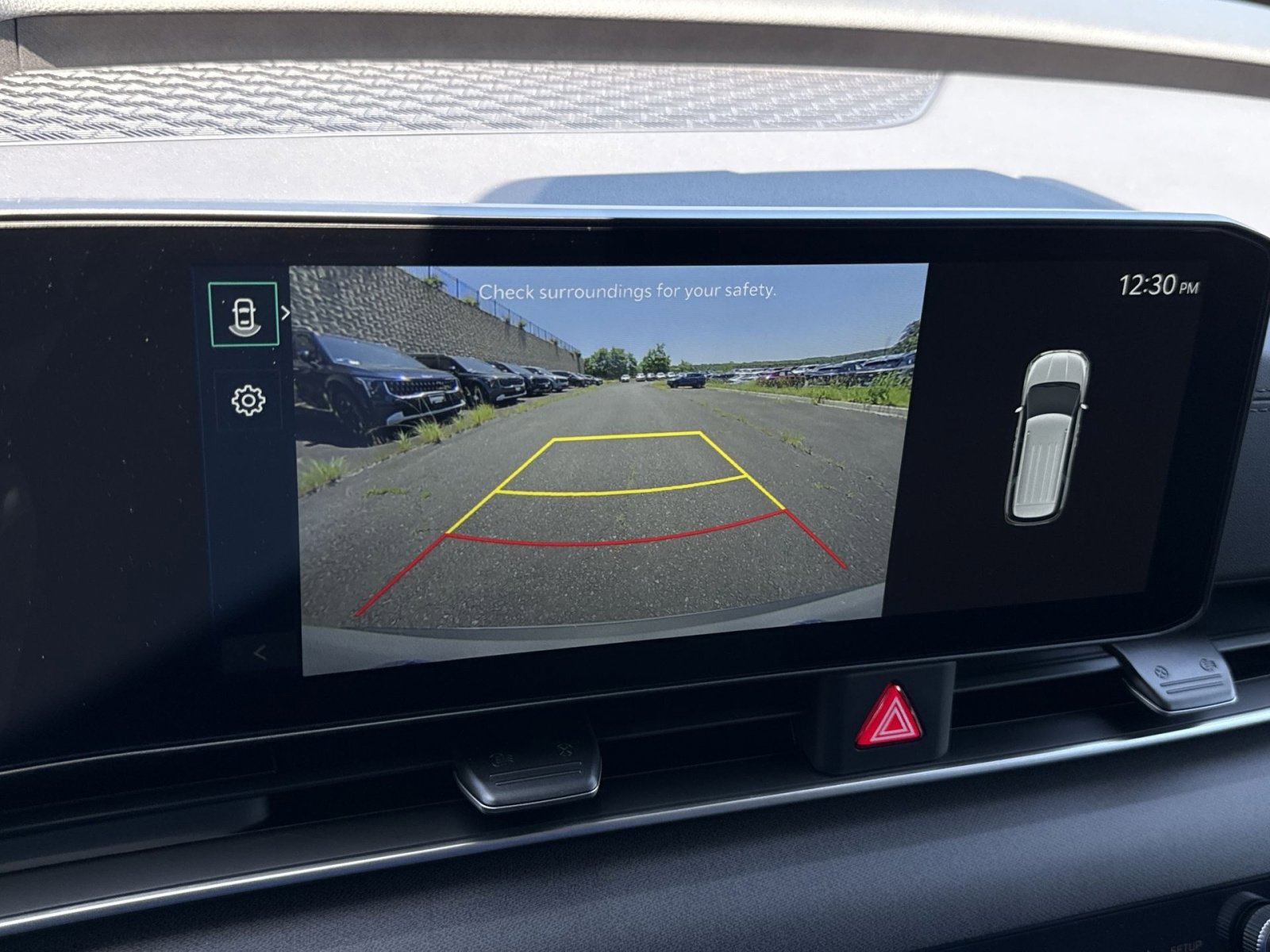 New 2026 Kia Carnival EX FWD image 24