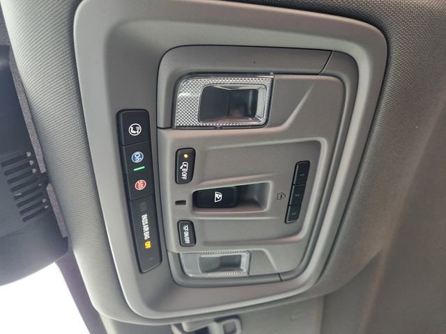 Used 2024 Chevrolet Silverado 1500 LT Trail Boss w/ Convenience Package II AWD/4WD image 27