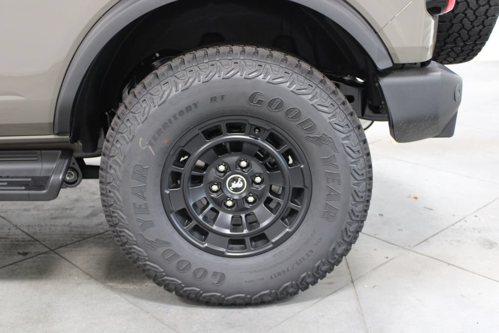 New 2026 Ford Bronco Outer Banks AWD/4WD image 18