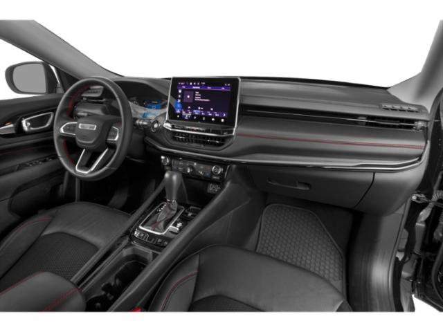 Used 2022 Jeep Compass Trailhawk w/ Trailhawk Elite Group AWD/4WD image 19