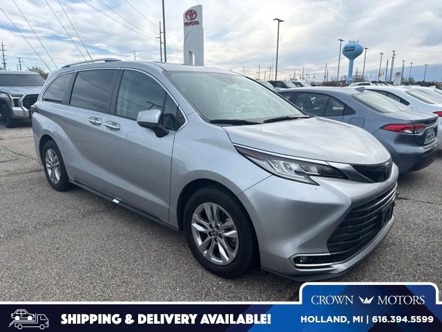 Certified 2023 Toyota Sienna Limited AWD/4WD image 1