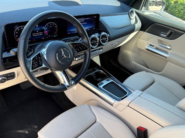 Used 2025 Mercedes-Benz GLA 250 image 10
