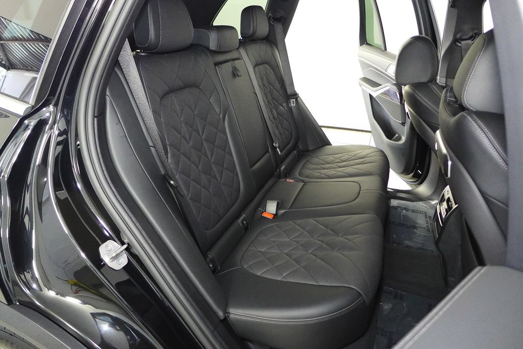 Used 2024 BMW X5 sDrive40i w/ Parking Assistance Package RWD image 20