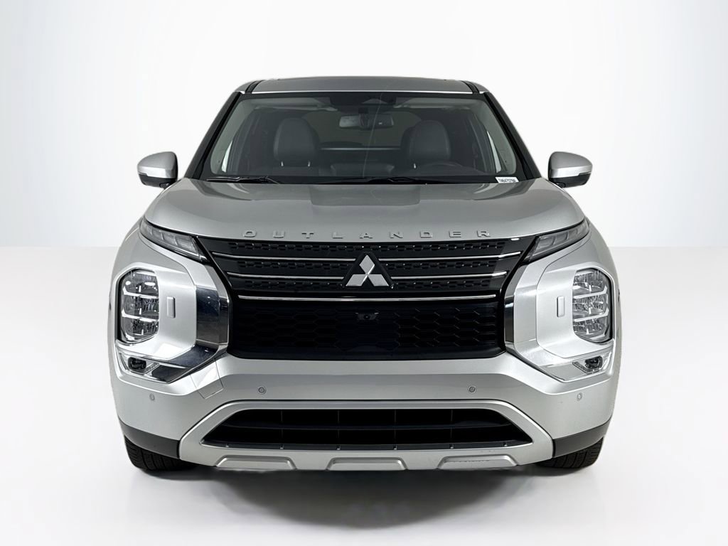 Used 2023 Mitsubishi Outlander 4WD Plug-In Hybrid image 8
