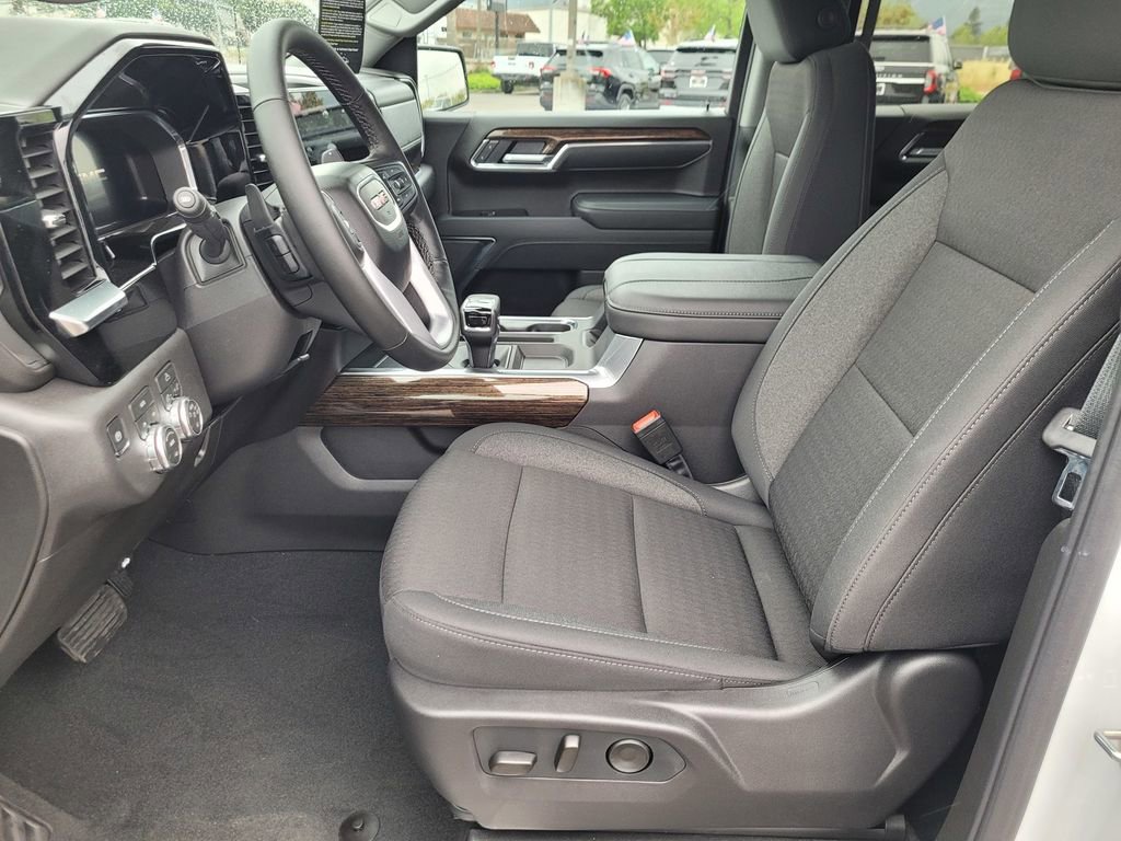 New 2026 GMC Sierra 1500 Elevation image 10