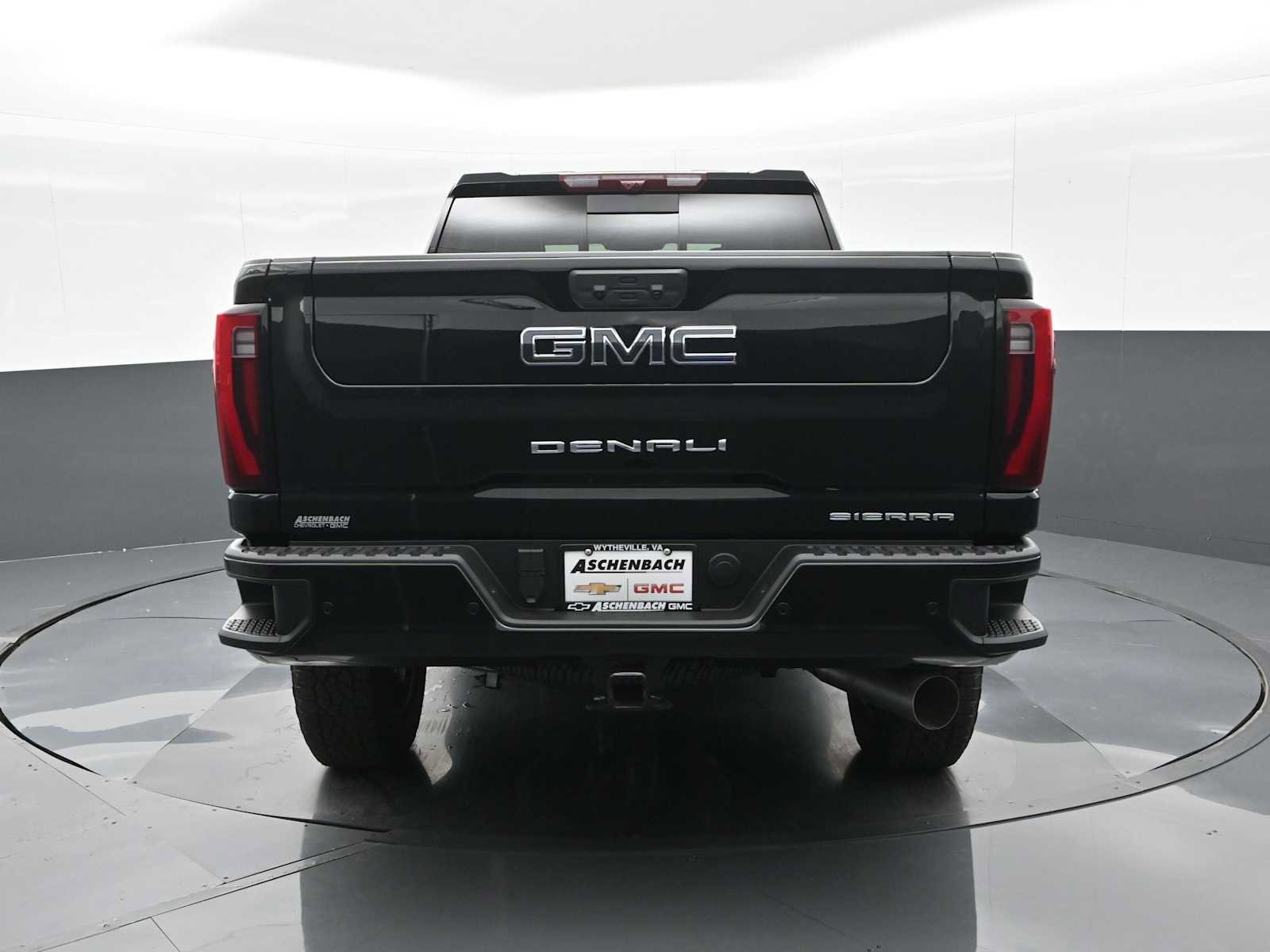 New 2025 GMC Sierra 2500 Denali Ultimate w/ Max Trailering Package image 8