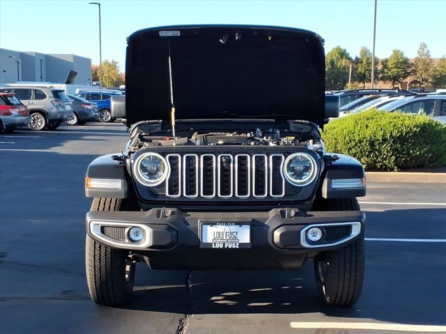 New 2026 Jeep Wrangler Sahara image 21