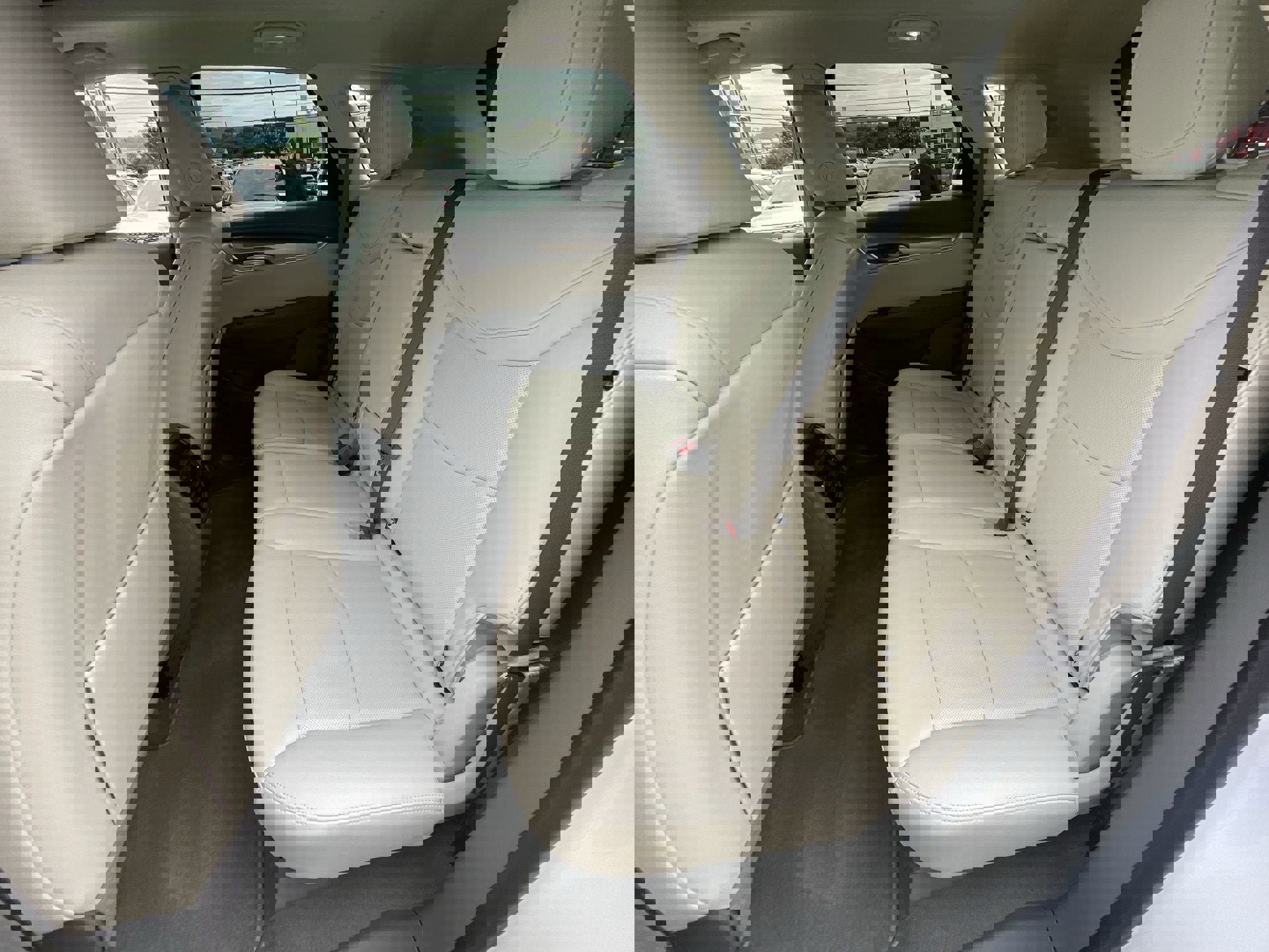 Certified 2024 Cadillac XT5 Premium Luxury w/ Technology Package image 27