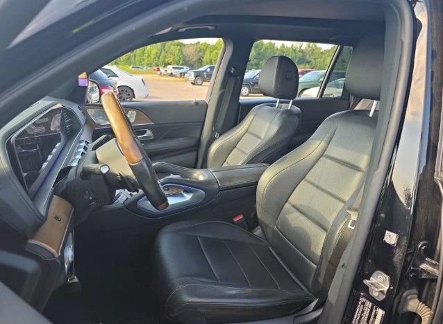 Used 2020 Mercedes-Benz GLS 450 4MATIC w/ Warmth & Comfort Package image 3