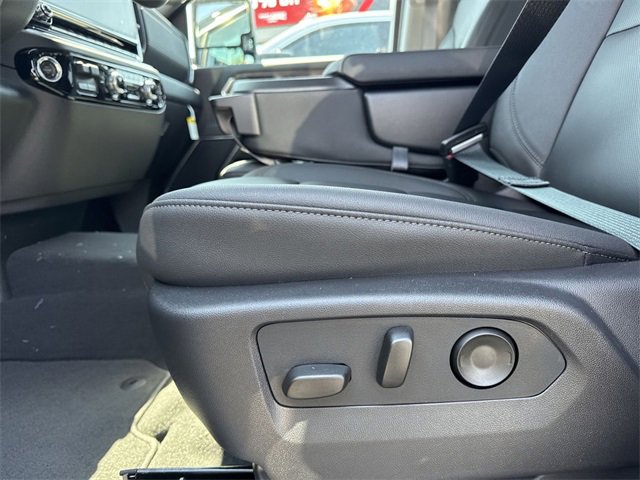 New 2026 GMC Sierra 2500 SLT image 12