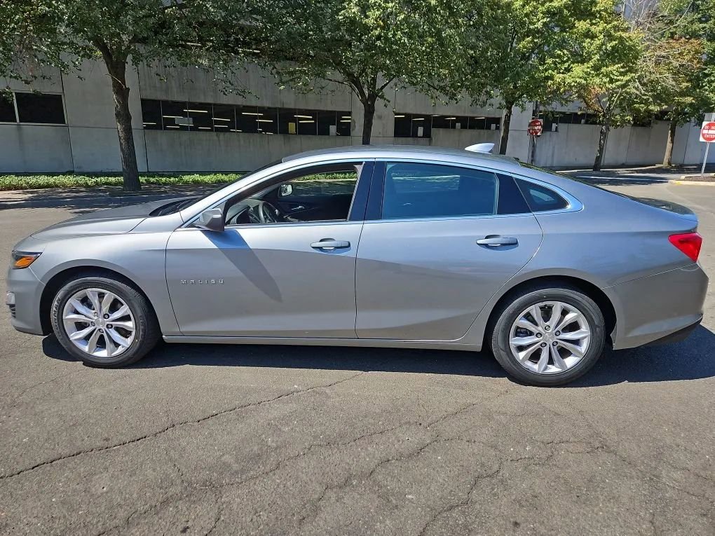 Used 2023 Chevrolet Malibu LT image 12