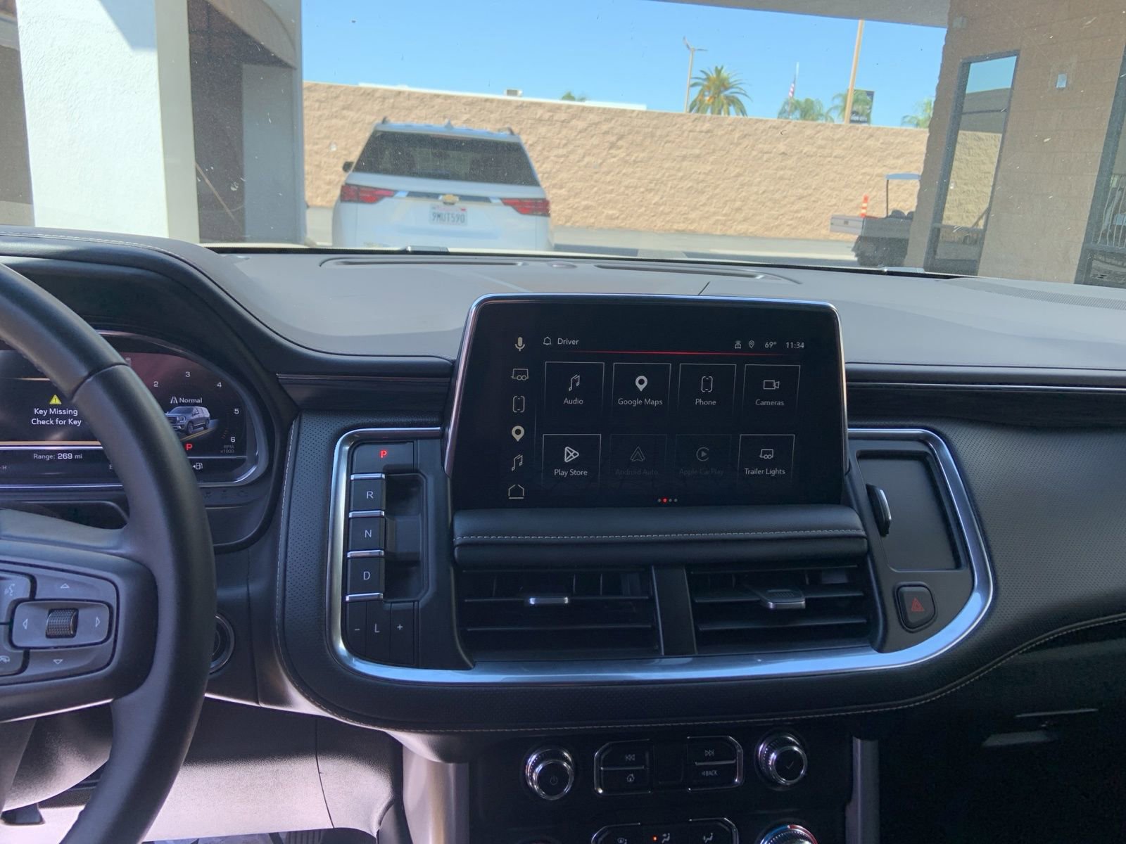 Used 2023 GMC Yukon XL SLT RWD image 24