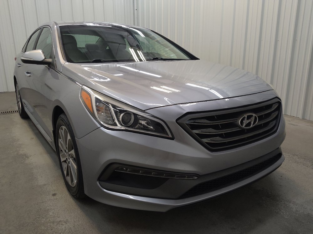 Used 2015 Hyundai Sonata Sport w/ Option Group 03 FWD image 13