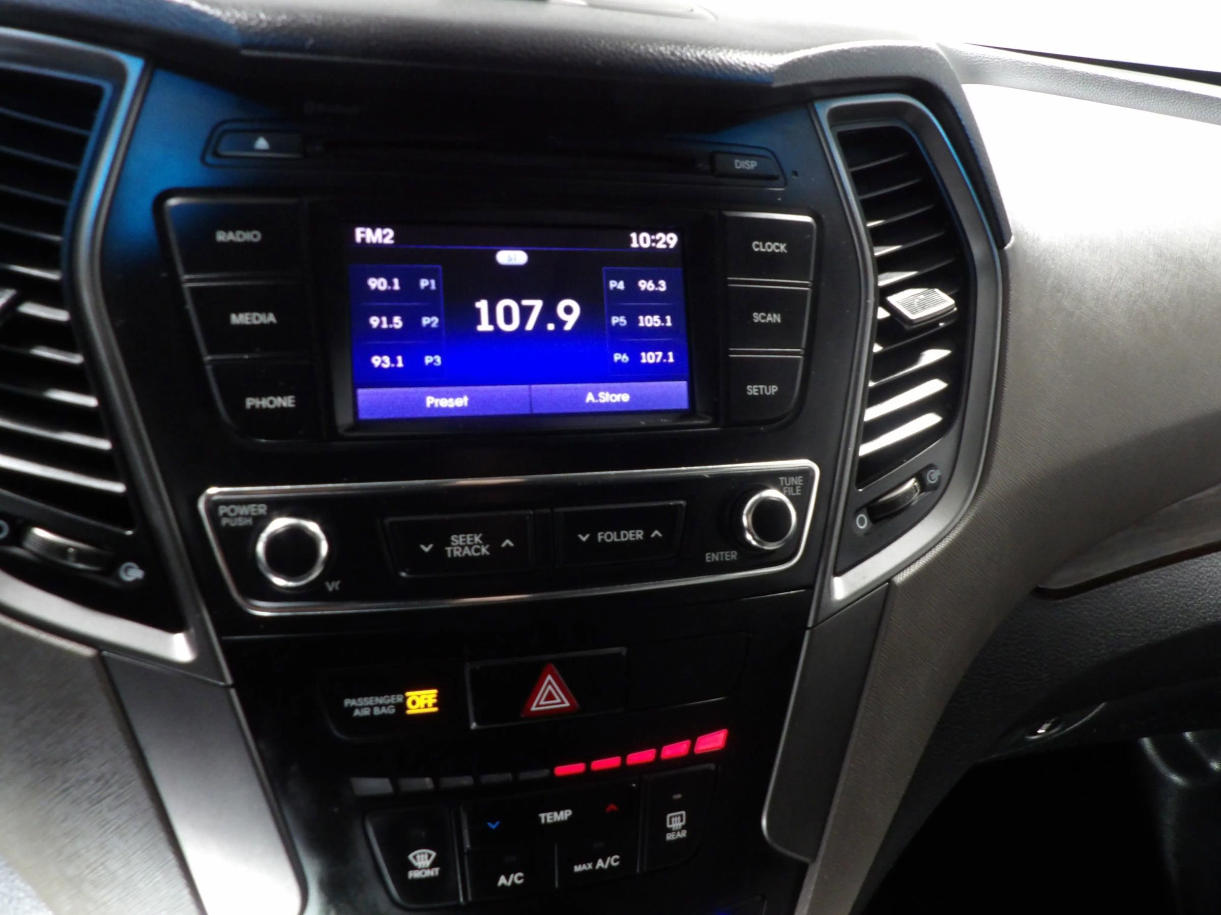Used 2018 Hyundai Santa Fe Sport FWD image 15