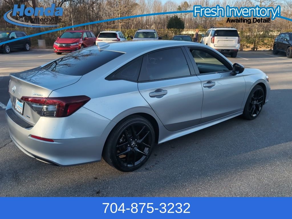 Used 2025 Honda Civic Sport image 8