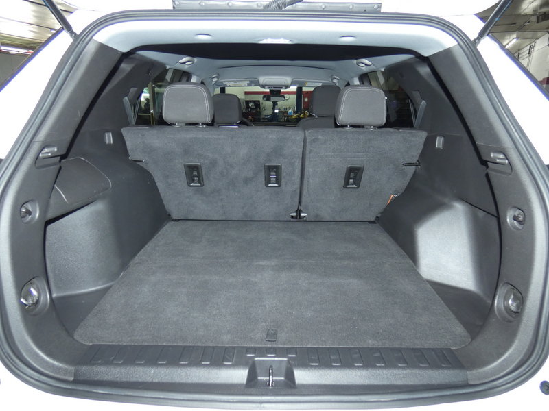 Used 2023 Chevrolet Equinox LS w/ LS Convenience Package AWD/4WD image 6