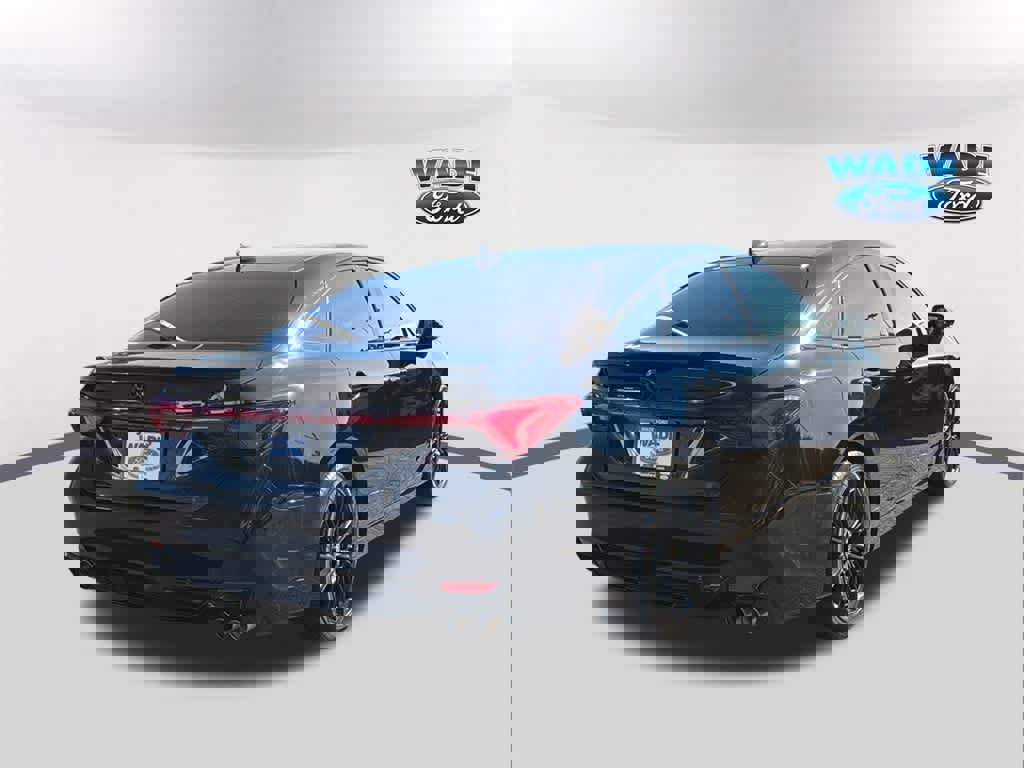 Used 2021 Toyota Avalon XSE image 5