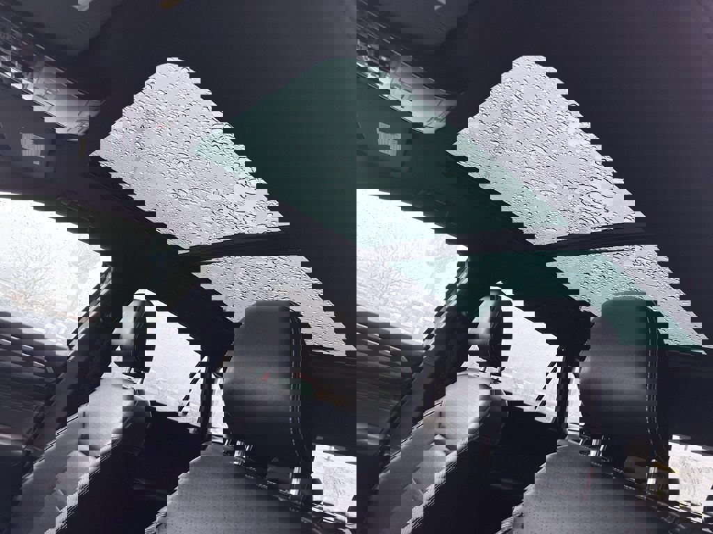 Used 2022 Volkswagen Atlas Cross Sport SEL image 27