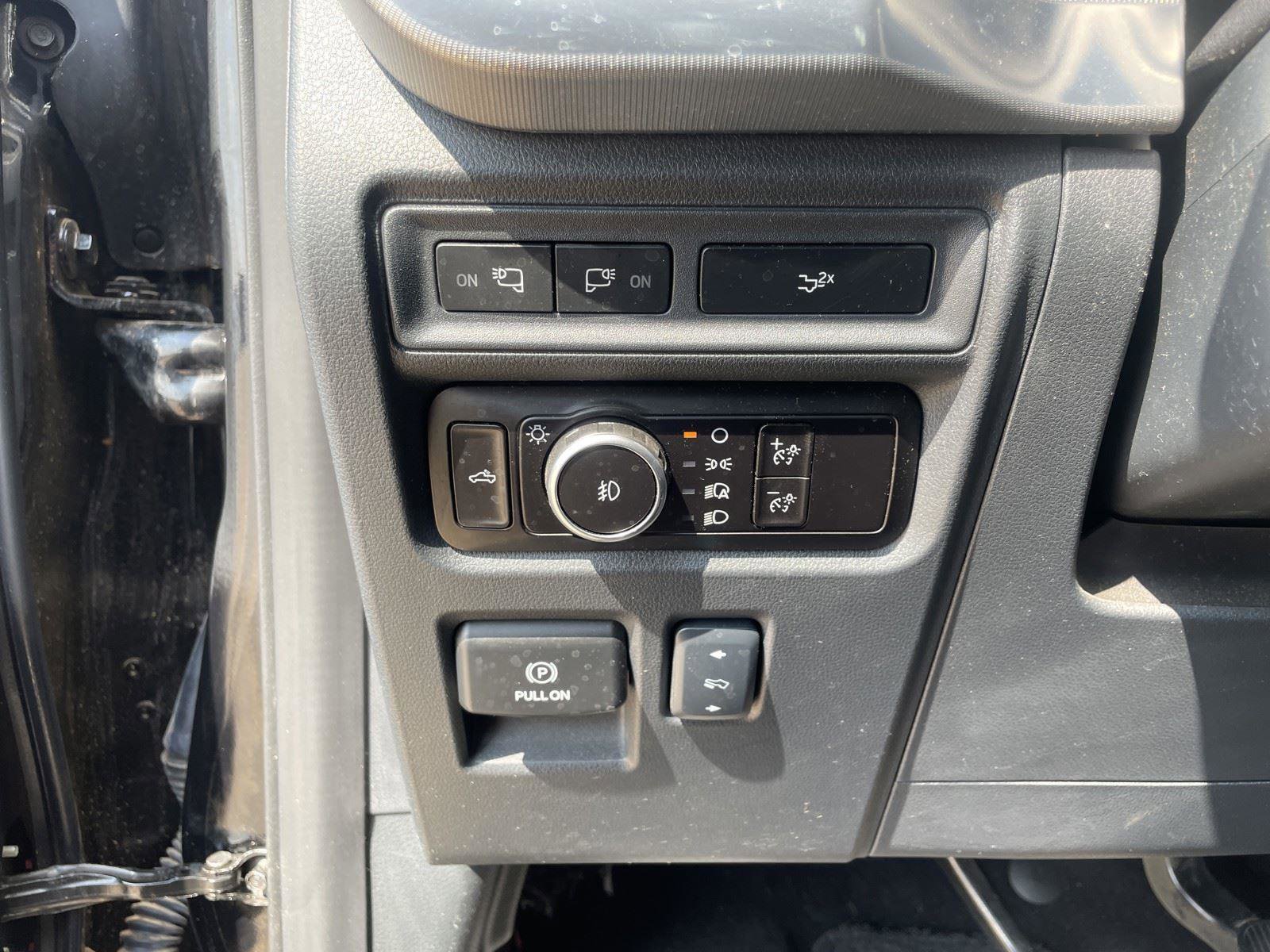 Used 2024 Ford F150 Lariat AWD/4WD image 14
