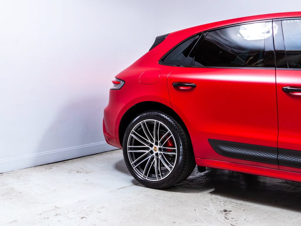 Used 2025 Porsche Macan S AWD/4WD image 11