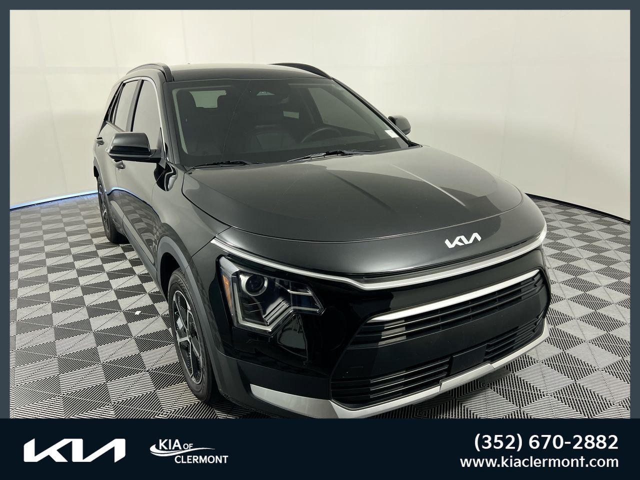 Certified 2024 Kia Niro EX