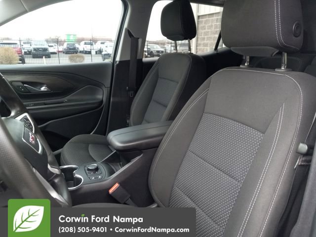 Used 2023 GMC Terrain SLE w/ Driver Convenience Package image 24