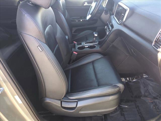 Used 2021 Kia Sportage EX image 19