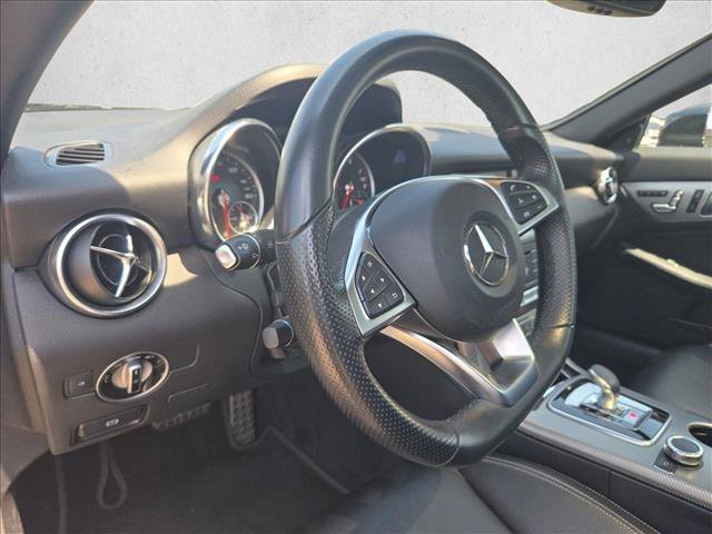 Used 2020 Mercedes-Benz SLC 300 w/ Premium Package image 10