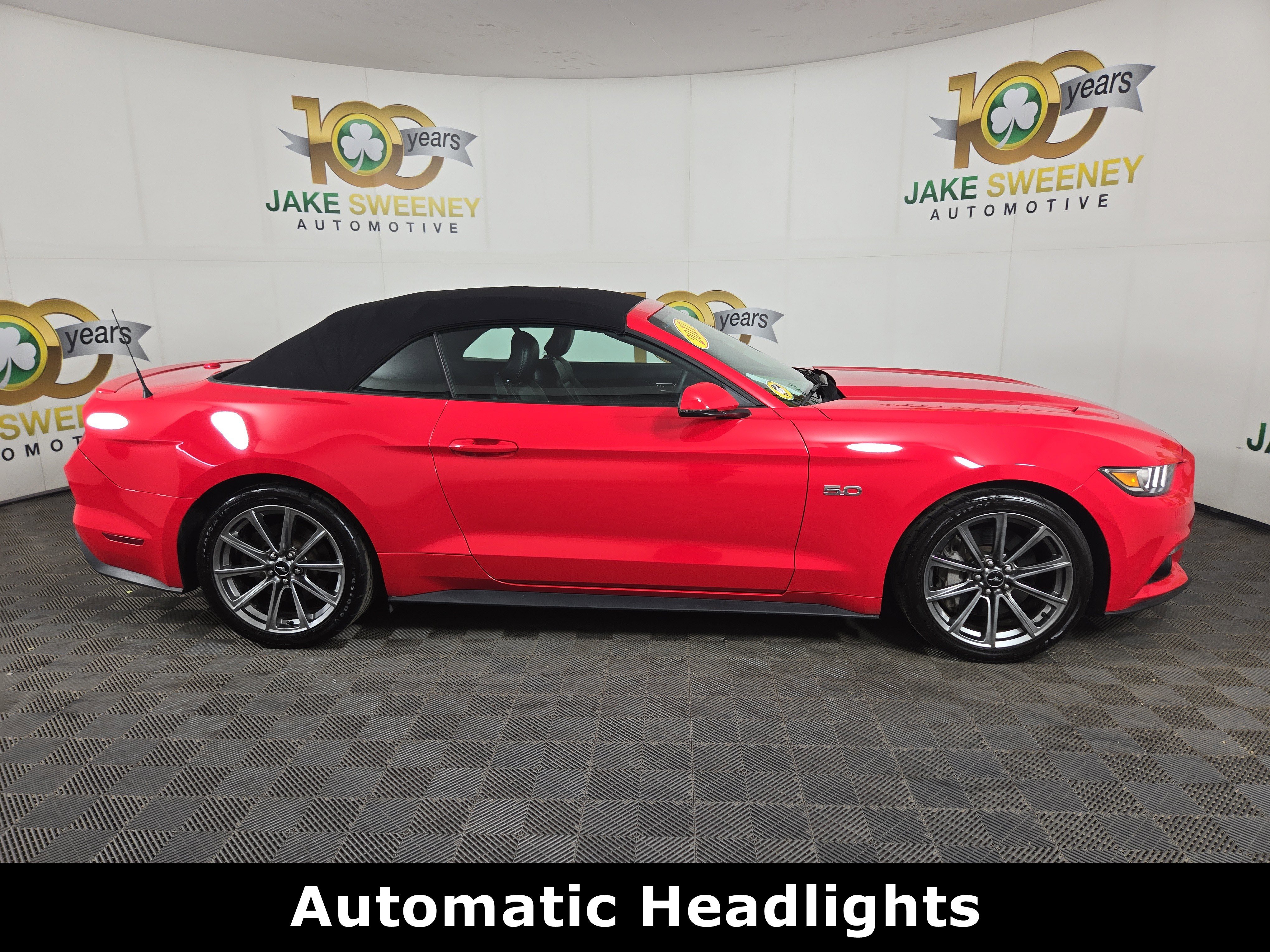 Used 2017 Ford Mustang GT Premium w/ Equipment Group 401A image 10