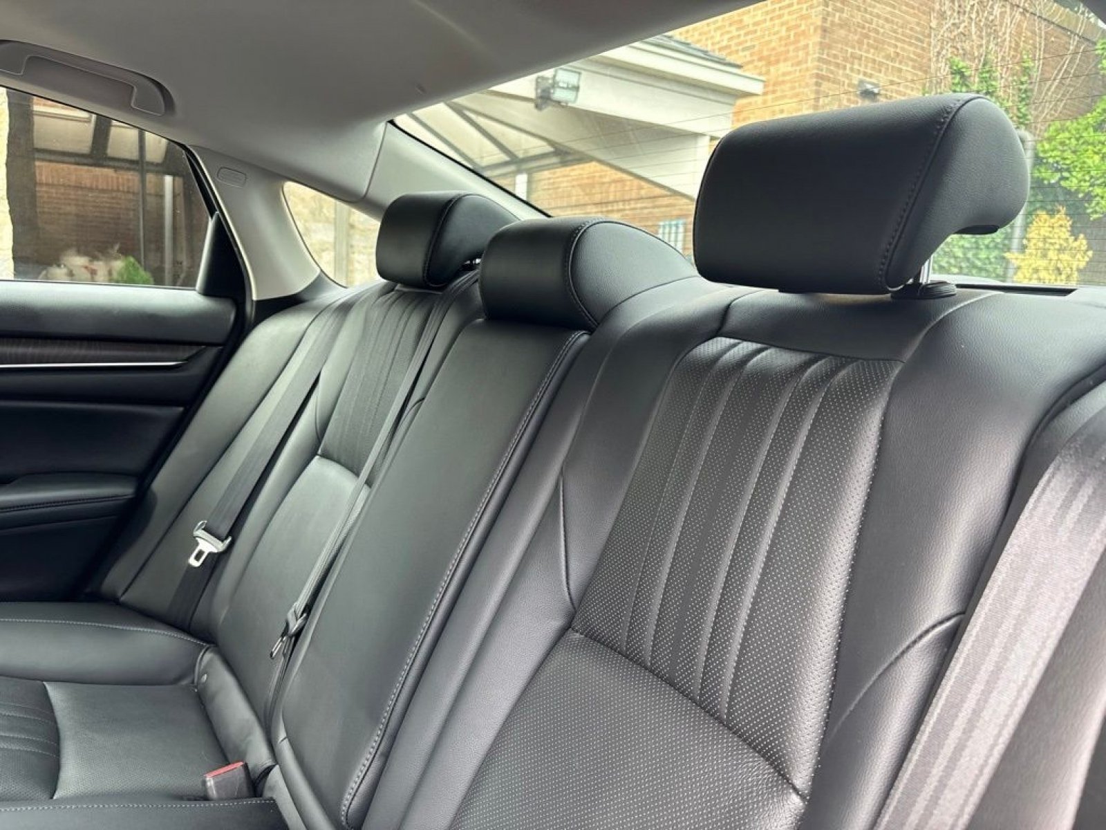 Used 2022 Honda Accord Touring image 12