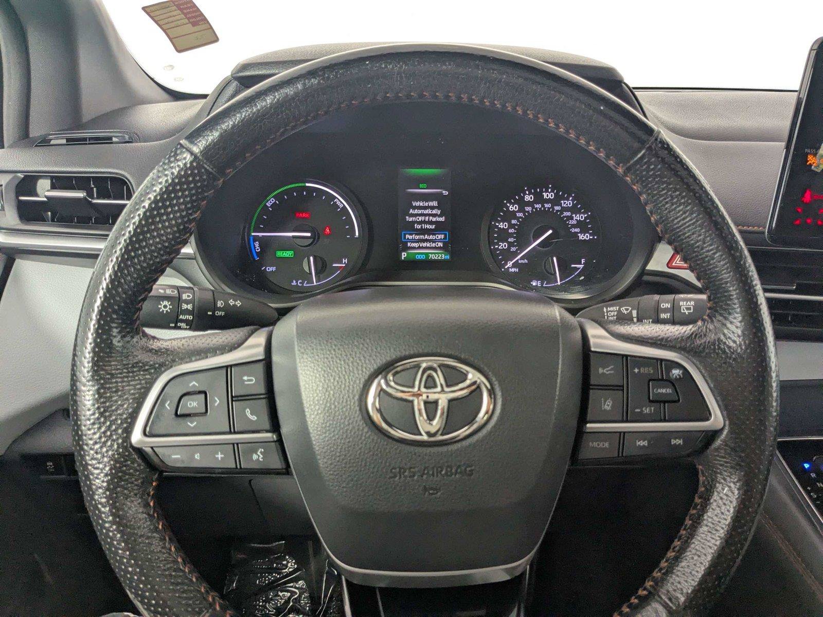 Used 2021 Toyota Sienna XSE AWD/4WD image 17