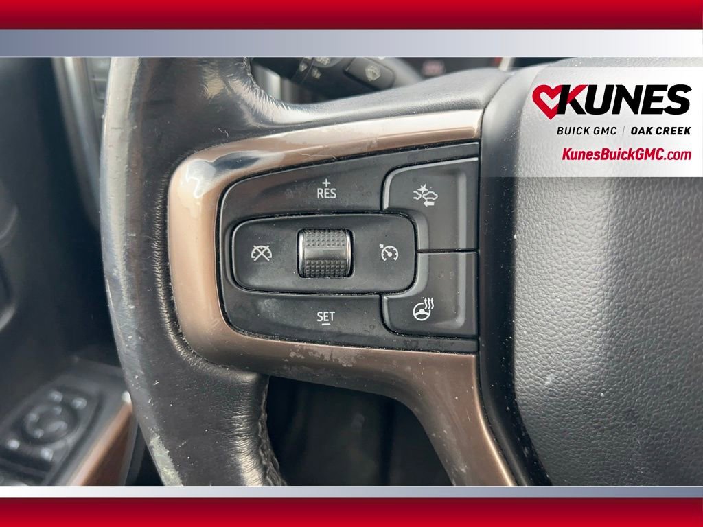 Used 2022 Chevrolet Silverado 1500 High Country w/ Technology Package image 11