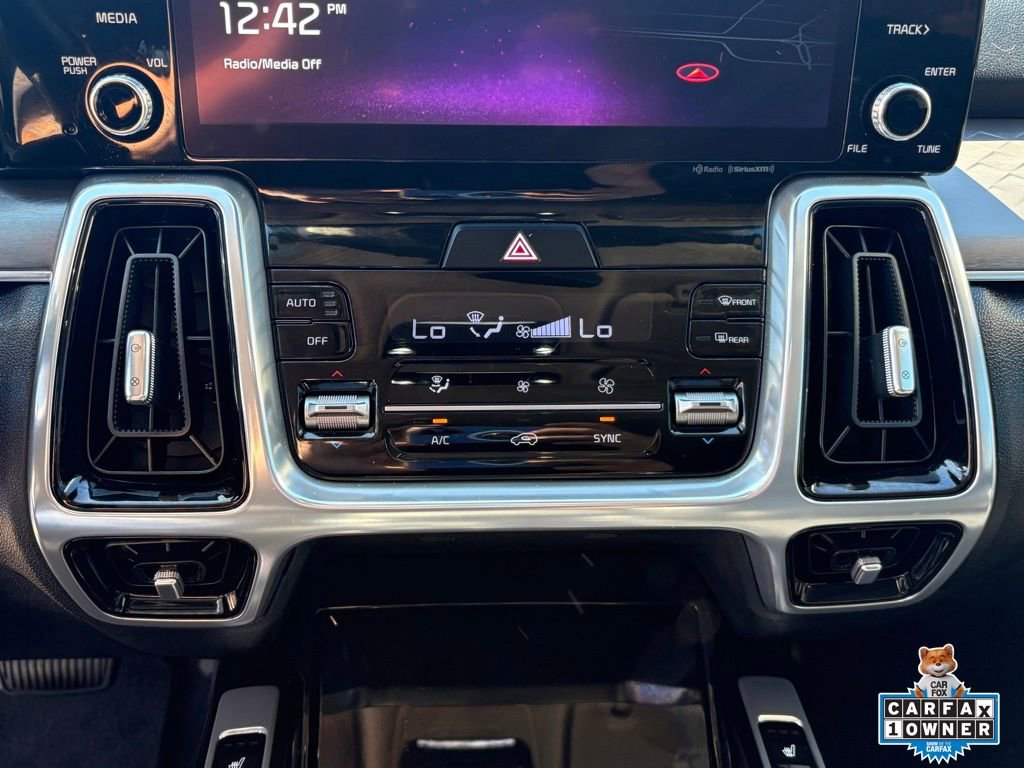 Used 2022 Kia Sorento SX image 17
