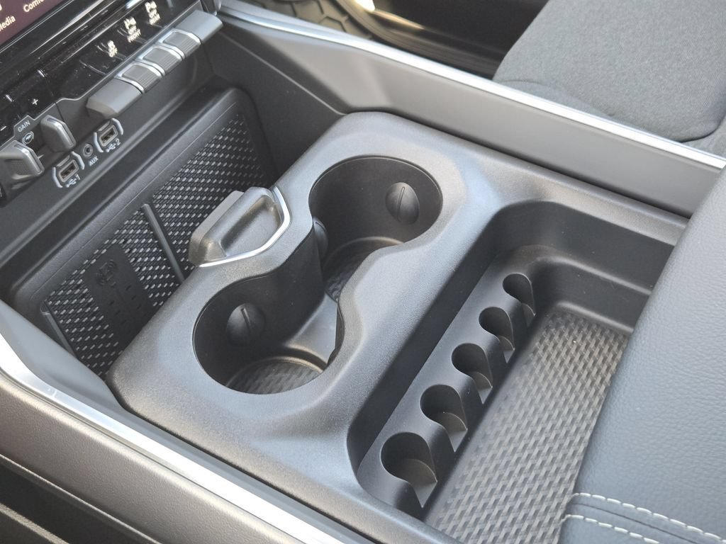 New 2026 RAM 1500 Big Horn AWD/4WD image 17