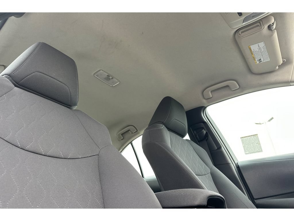 Used 2022 Toyota Corolla LE FWD image 17