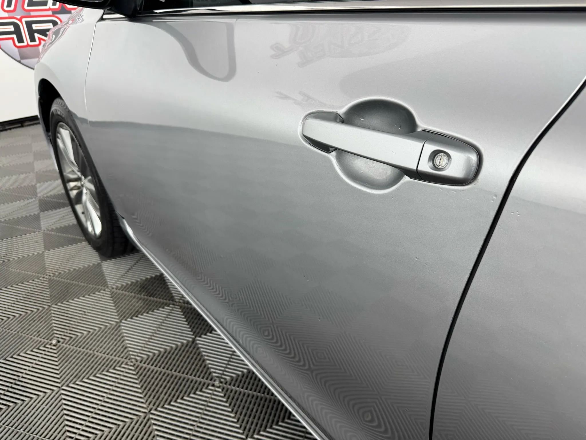 Used 2017 Toyota Camry SE image 22