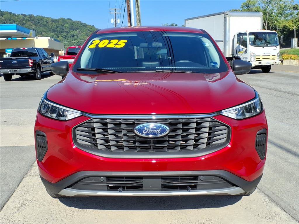 Used 2025 Ford Escape Active FWD image 12