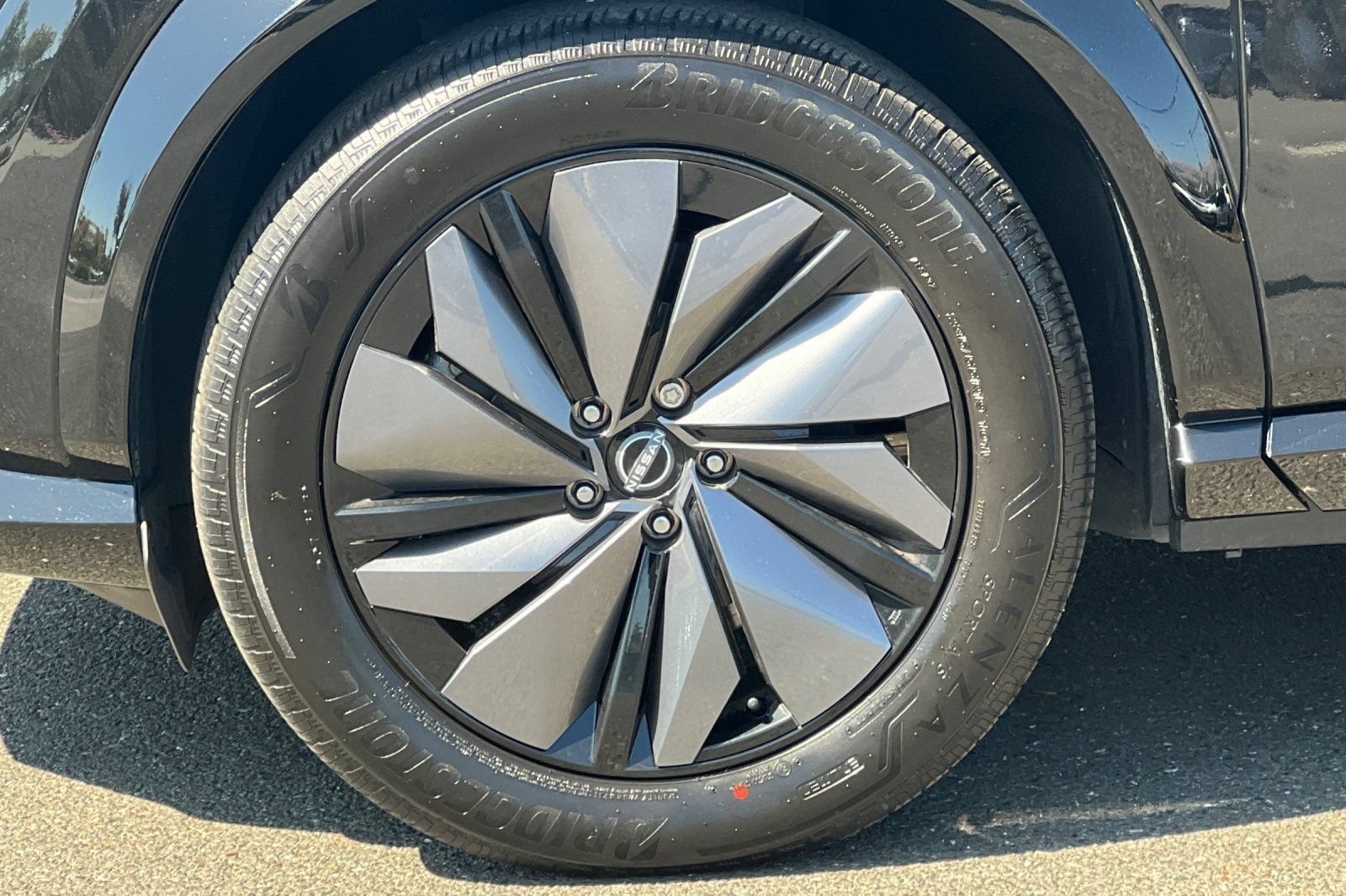 Certified 2023 Nissan Ariya FWD image 33
