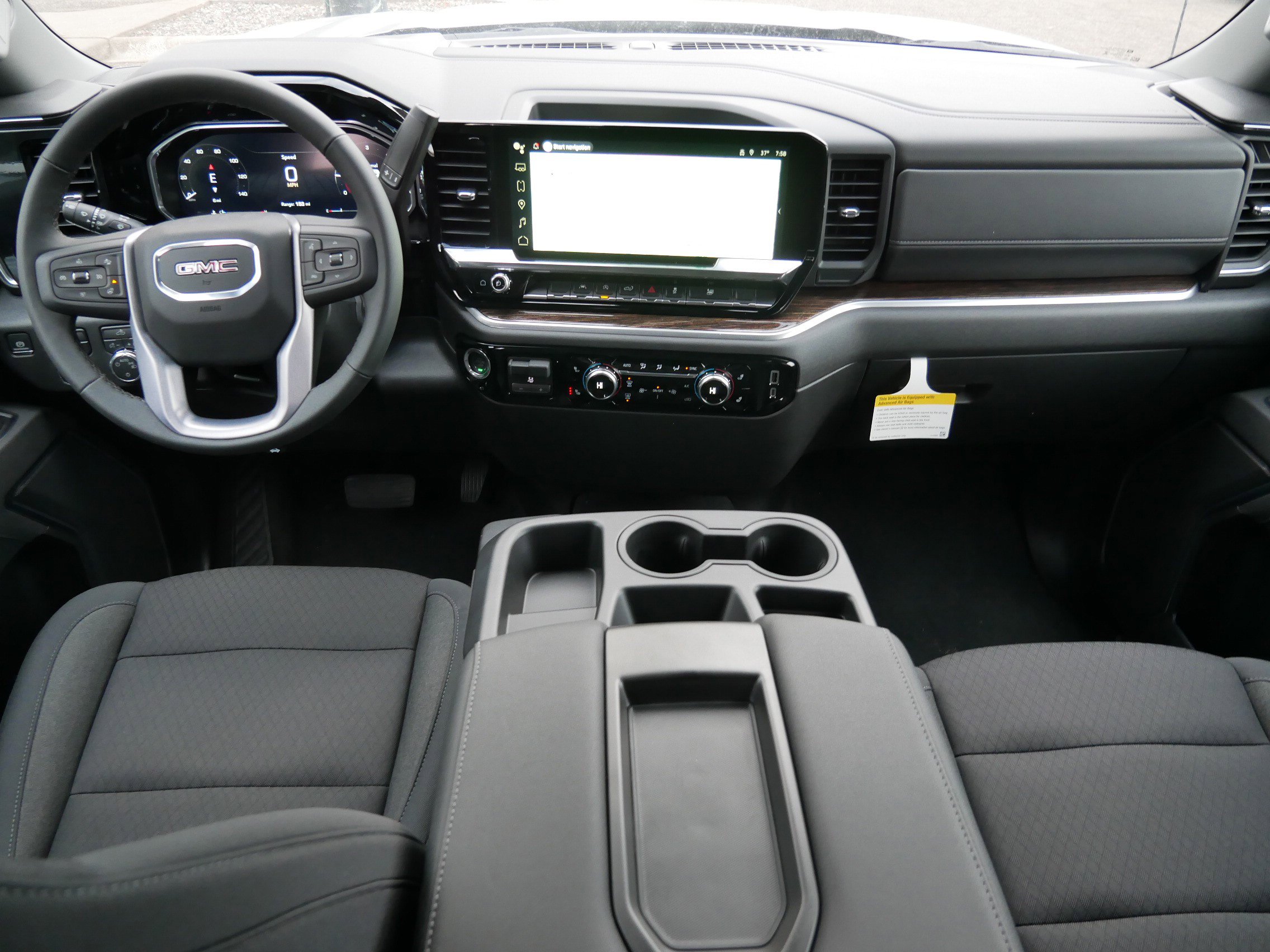 New 2026 GMC Sierra 1500 SLE w/ Max Trailering Package image 8