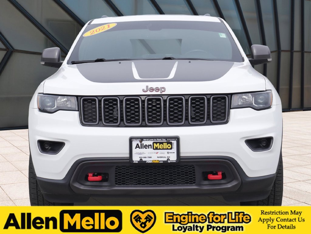 Used 2021 Jeep Grand Cherokee Trailhawk AWD/4WD image 2