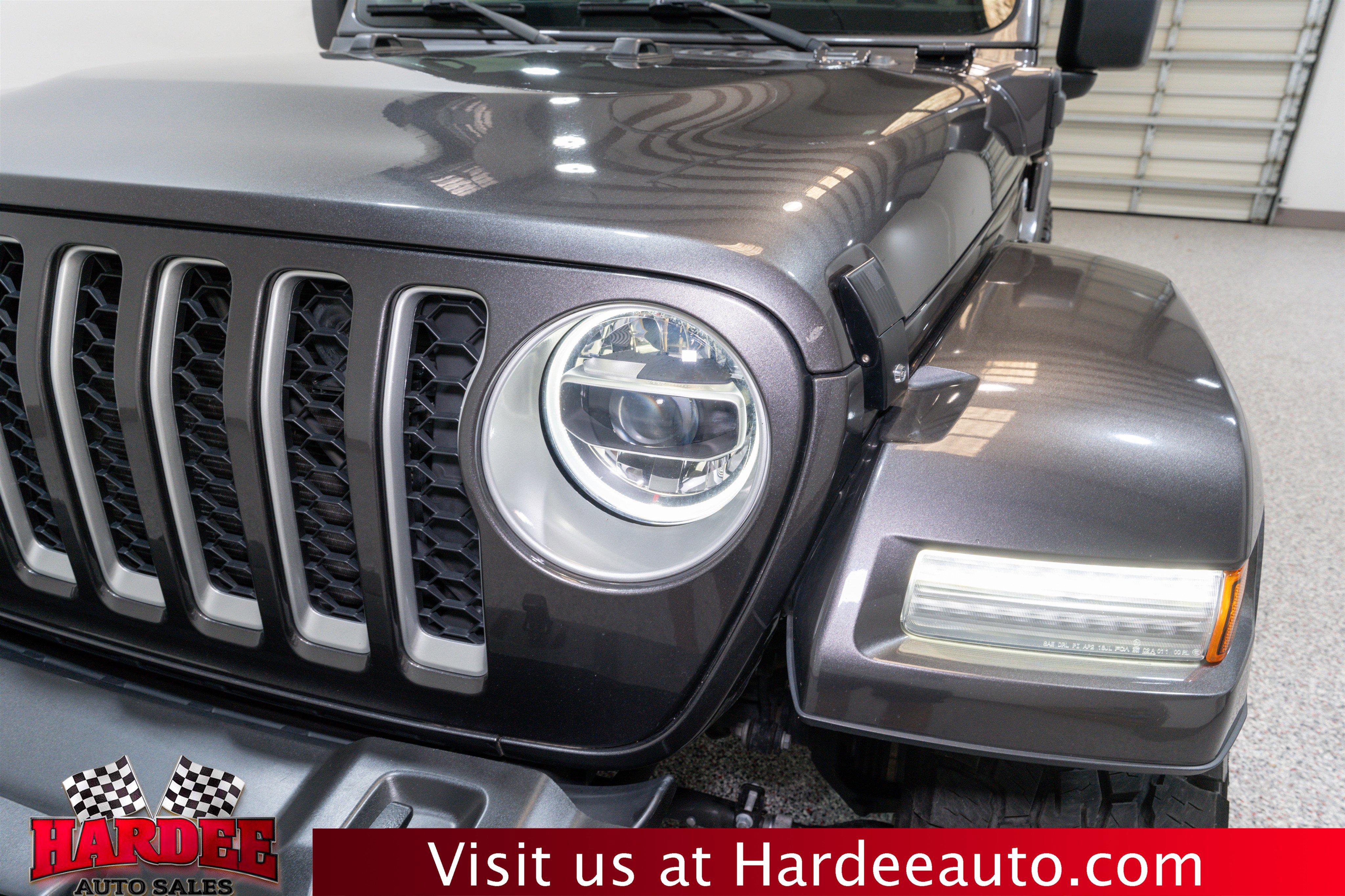 Used 2021 Jeep Wrangler Unlimited Sahara w/ Cold Weather Group image 8