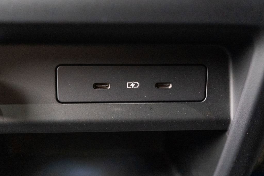 Certified 2025 Porsche Cayenne Coupe image 37