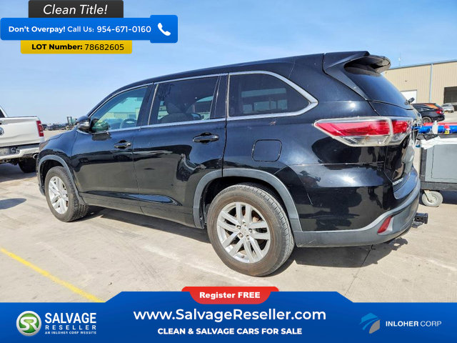 Used 2015 Toyota Highlander LE image 3
