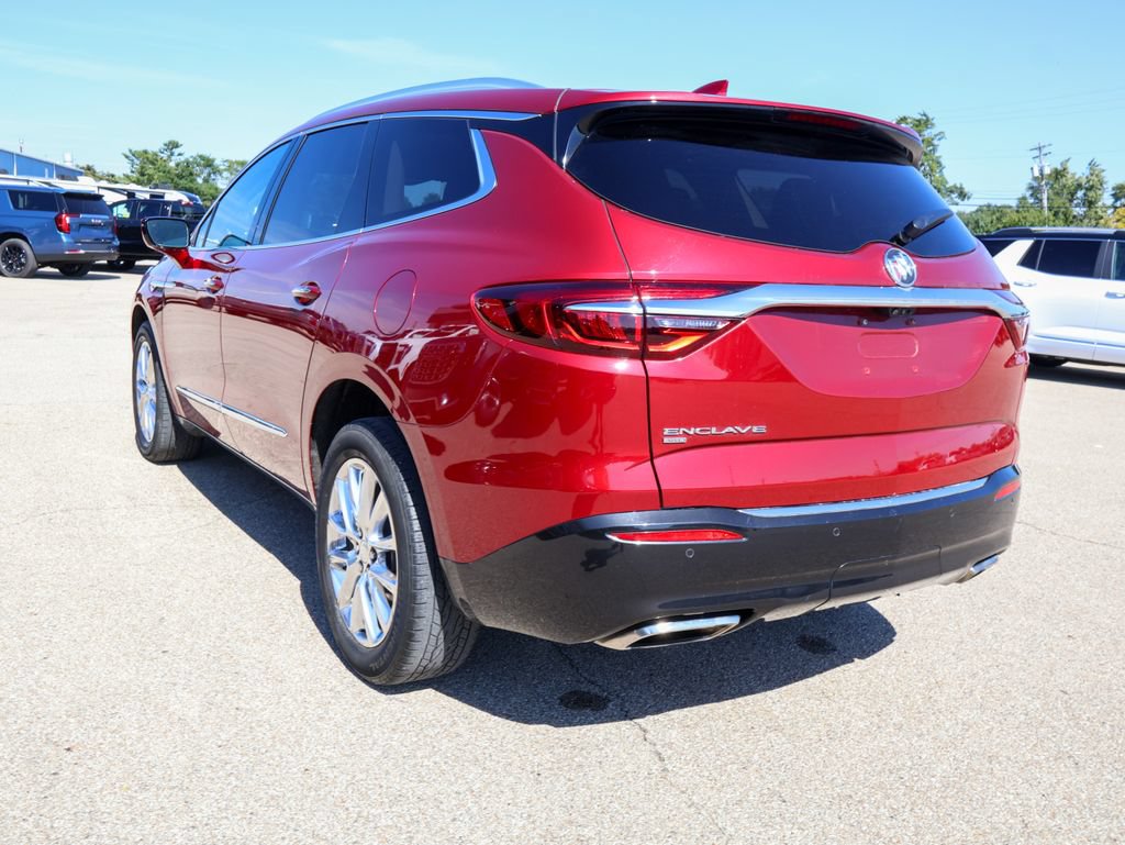 Used 2021 Buick Enclave Premium w/ Surround and Sites Package AWD/4WD image 28