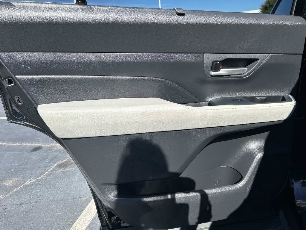 Used 2024 Toyota Grand Highlander FWD image 15