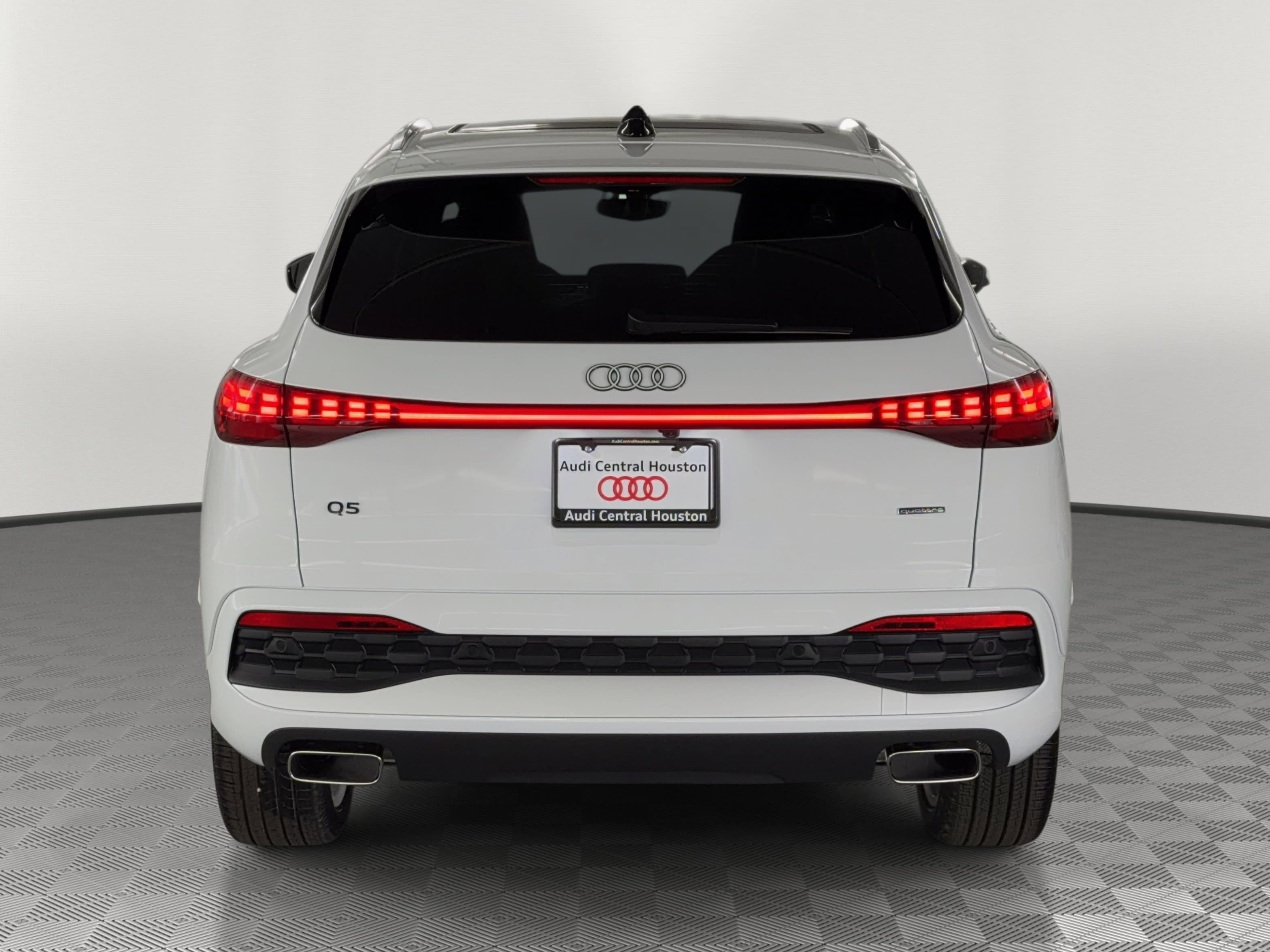 New 2026 Audi Q5 Premium Plus image 10