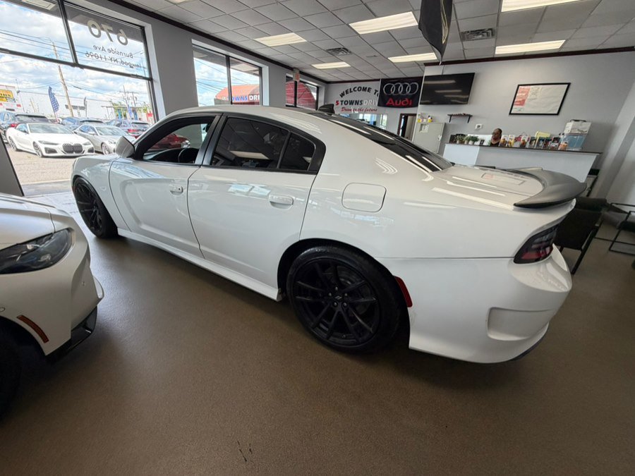 Used 2021 Dodge Charger Scat Pack RWD image 11