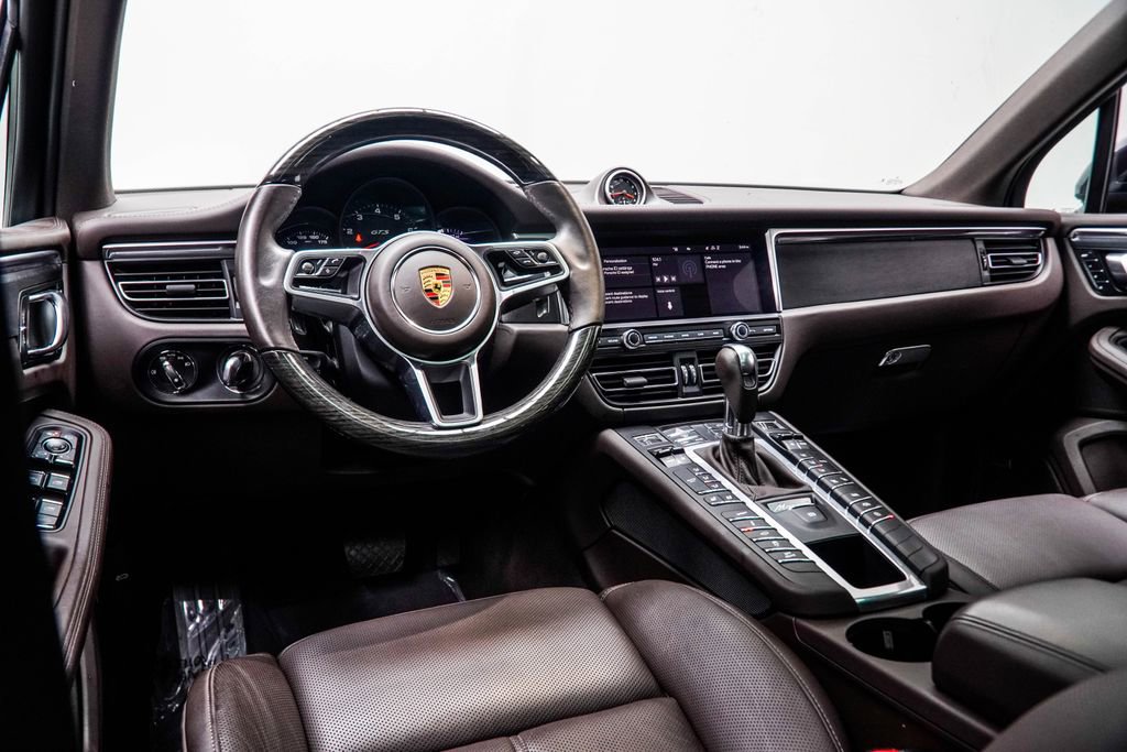 Used 2021 Porsche Macan GTS w/ Premium Package Plus (PF9) AWD/4WD image 18